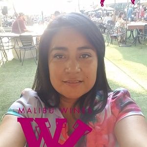 Meet your Posher, Gabriela